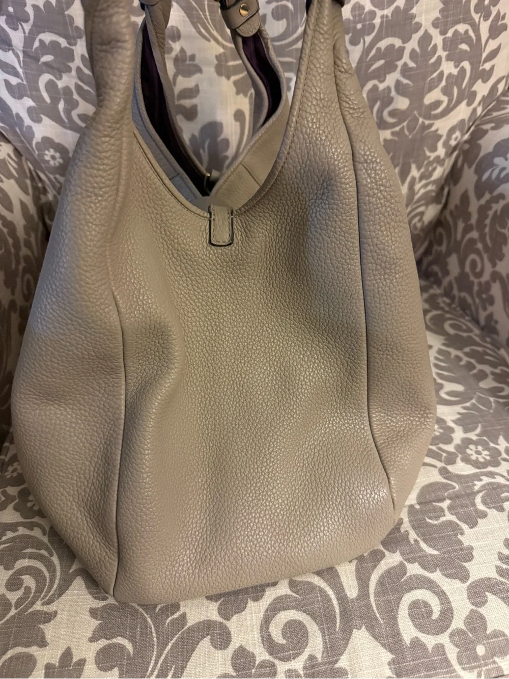 Loewe cream pebble